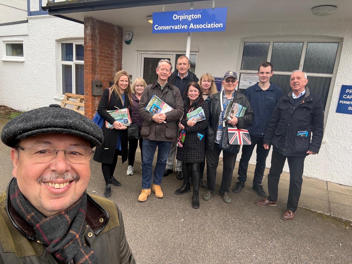 Samantha tweet media