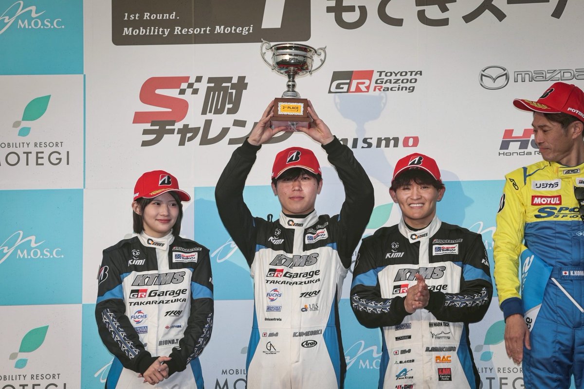 Rin arakawa tweet media