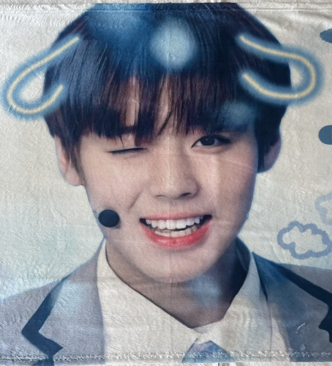 담비 tweet media