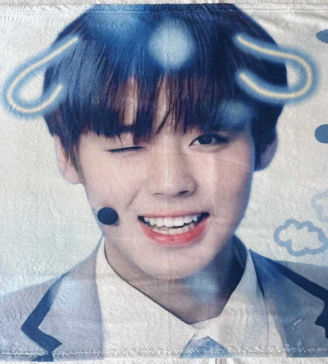 담비 tweet media
