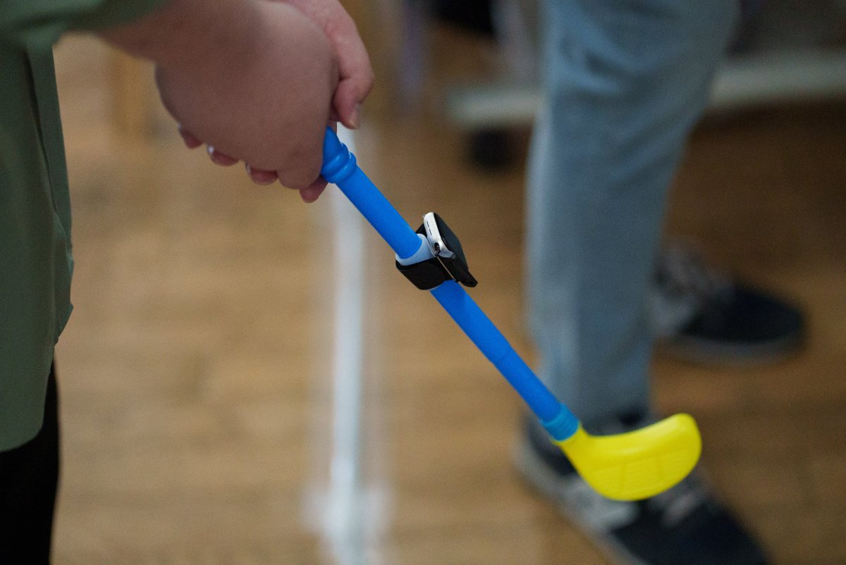 you_nikeda's tweet image. TOKYO INDIE GAMES SUMMIT 2026に『ニアピンGO カスタムクラブバージョン』を出展してきました！

たくさんの人にプレイしてもらえました！
さまざまな課題が見つかったので、次の展示に向けて改良を進めていきます！

 #TIGS2026 #AppleWatch #ニアピンGO