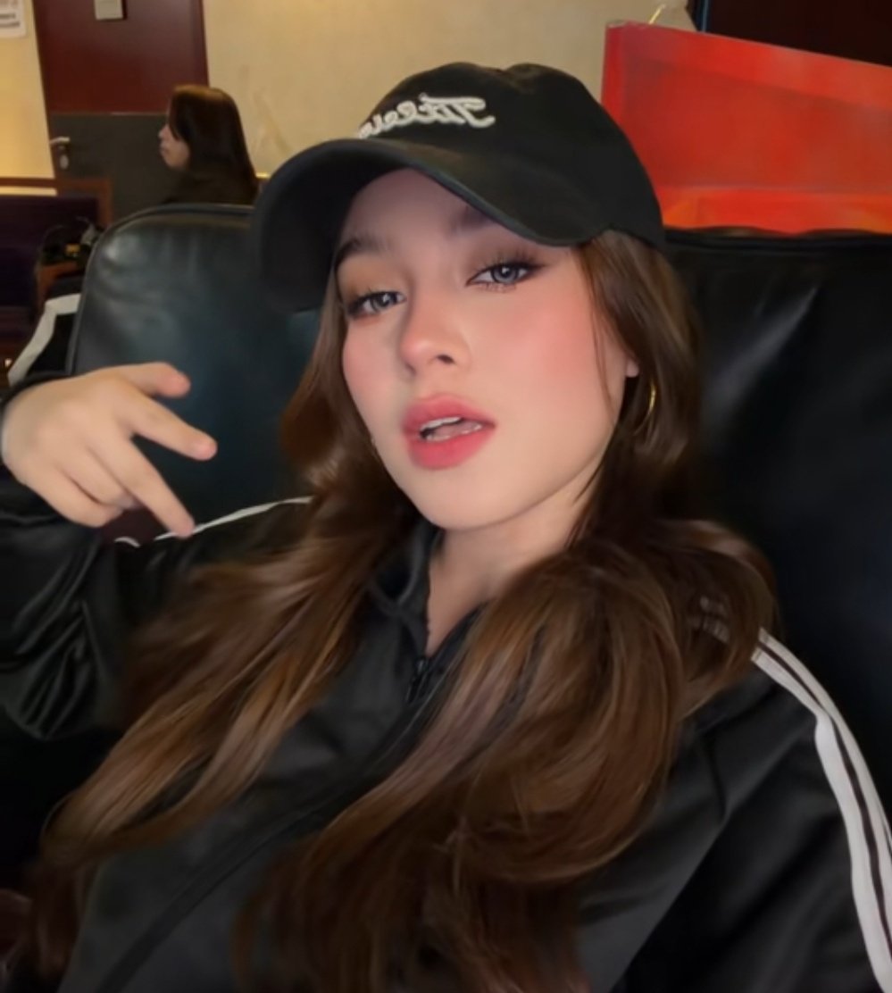 leigh 🥀 tweet media