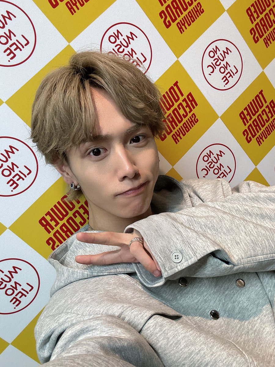 リョウタ・C・ナイト a.k.a元気あたえるクン tweet media