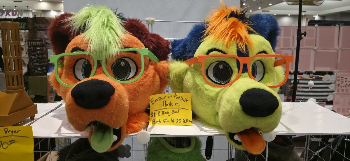 GSY Fursuits 🐾🪡🇨🇦 tweet media