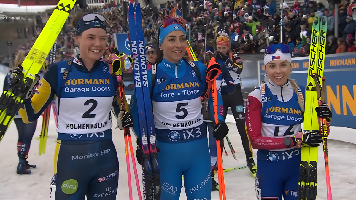 OggiSportNotiz2's tweet photo. 🎯 LISAAAAA! CHE IMPRESA! #Vittozzi vince la mass start di #Oslo! Decima vittoria in carriera, 34° podio, terza nella generale 🇮🇹 Grande Slam completato: ha vinto in TUTTI i format del biathlon! https://t.co/m5gZM4LiBQ https://t.co/TQ7gnTZhuu