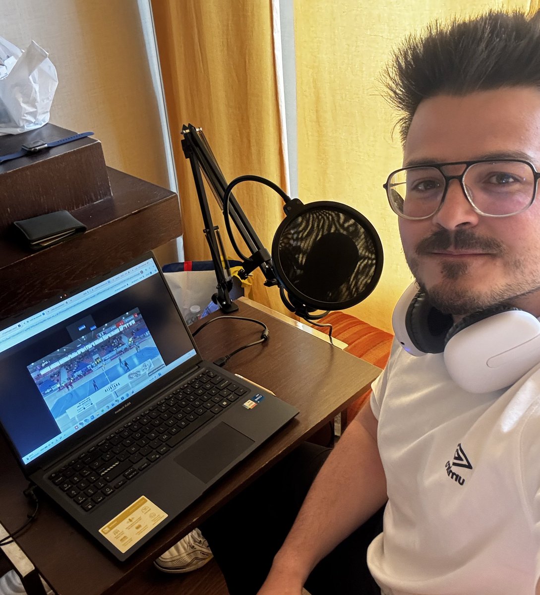 Adrián Romero tweet media