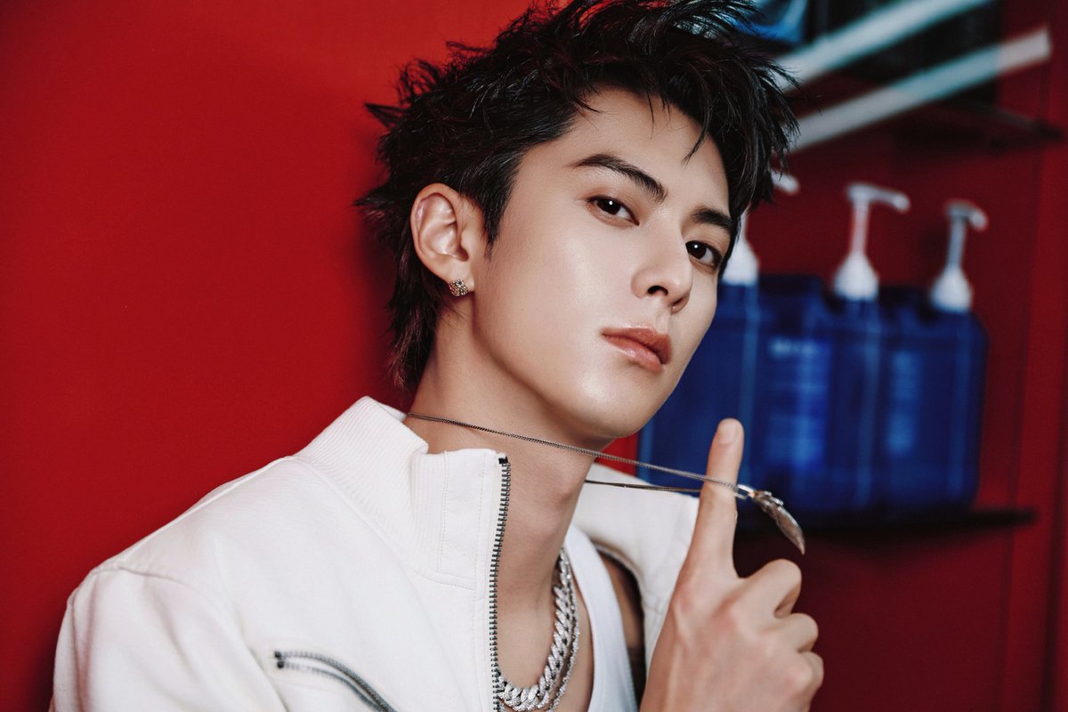 z💜💜💜 tweet media