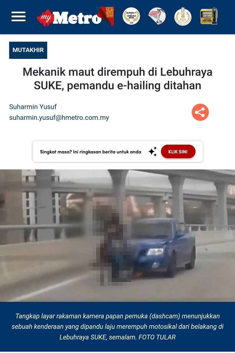 mynewshub's tweet photo. APAKAH CAJ DI BAWAH APJ TEPAT DALAM KES SUKE?

Mengikut laporan Metro online....yang memetik Ketua Polis Daerah Kajang, Asisten Komisioner Naazron Abdul Yusof, kes ini disiasat mengikut Seksyen 41(1) Akta Pengakutan Jalan (APJ) 1987.

Jika disabit kesalahan boleh dikenakan hukuman penjara lima hingga 10 tahun serta denda RM20,000 hingga RM50,000

Menurut beliau, siasatan mendapati pemandu kereta dari arah Kajang memandu laju sebelum masuk ke susur menuju Ampang secara melulu dan memotong kenderaan di hadapan lalu merempuh motosikal di lorong kanan.

"Akibat pelanggaran tersebut, mangsa lelaki tempatan berumur 24 tahun yang bekerja sebagai mekanik mengalami kecederaan parah di bahagian kepala dan putus tangan kiri serta disahkan meninggal dunia di tempat kejadian.

"Manakala pemandu kenderaan iaitu lelaki tempatan berumur 26 tahun yang bekerja sebagai pemandu e-hailing ditahan bagi membantu siasatan dan dibebaskan dengan jaminan polis hari ini," katanya dalam kenyataan, hari ini.

Mohon pihak polis dan Peguam Negara meninjau kembali kes ini.

Apakah benar ini kes pemandu e-hailing menukar lorong secara melulu atau tindakan bersifat dendam dan berniat membunuh?

Mungkin ada motif lain pemandu e-hailing itu bertindak seperti dalam video yang viral.

Maaf cakap yea...hari ini insan ini jadi mangsa....kalau tindakan lemah...esok anak cucu atau suami atau darah daging kita pulak akan menjadi mangsa pemandu seperti ini.

Pertimbangkan kembali apakah pendakwaan di bawah APJ tepat untuk kes ini?

*Sumber video viral: Pemilik Dashcam di hadapan mangsa.

**Kejadian di Kilometer (KM) 0.3 Lebuhraya Bertingkat Sungai Besi-Ulu Kelang (SUKE), di Kajang, semalam.

*** Polis menerima maklumat mengenai insiden itu pada jam 5.56 petang.

****Mana-mana individu yang mempunyai maklumat berkaitan kejadian boleh berhubung dengan Pegawai Penyiasat Inspektor Saifudin Saadun di talian 011-21119379. -MYNEWSHUB