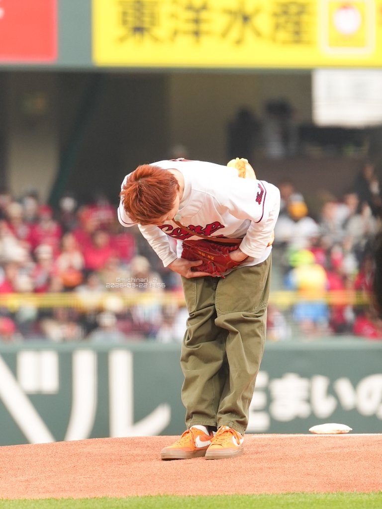 michinari_2's tweet photo. 全方向に礼をするIMP. の椿泰我さん。
20260322 マツダスタジアム https://t.co/EEnDussZrM