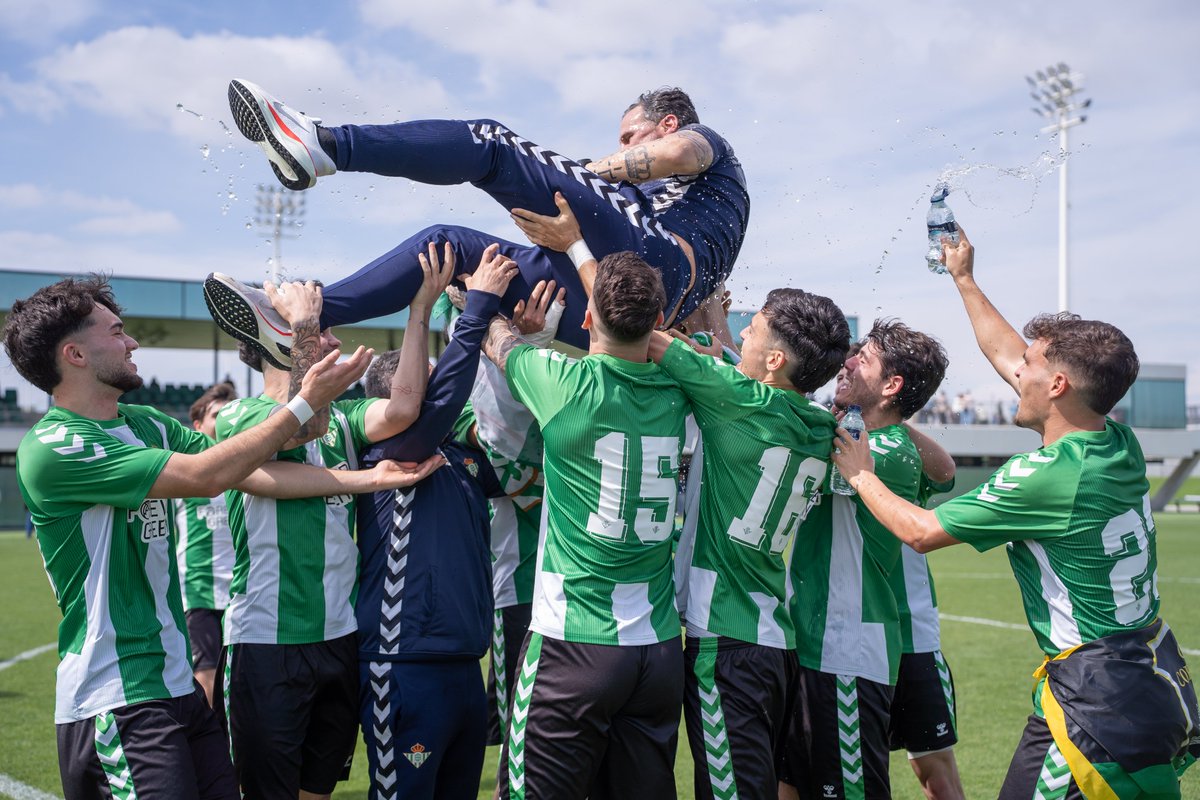 Real Betis Cantera tweet media