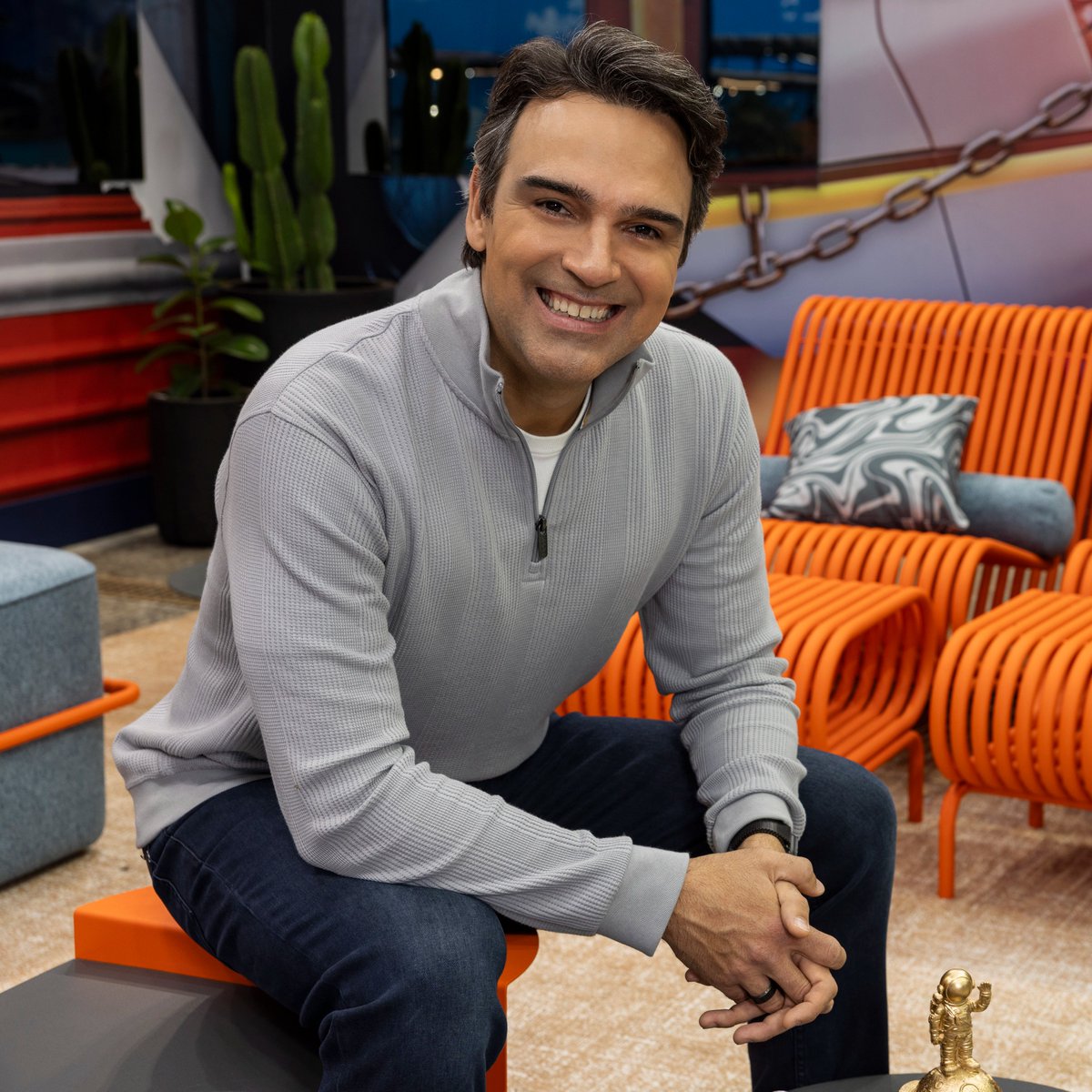 Central Reality tweet media