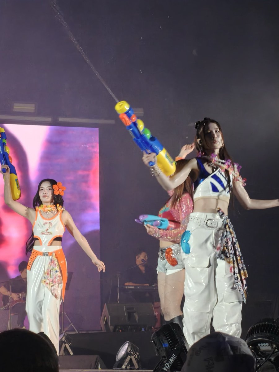 ต.ต.นึ่ง tweet media