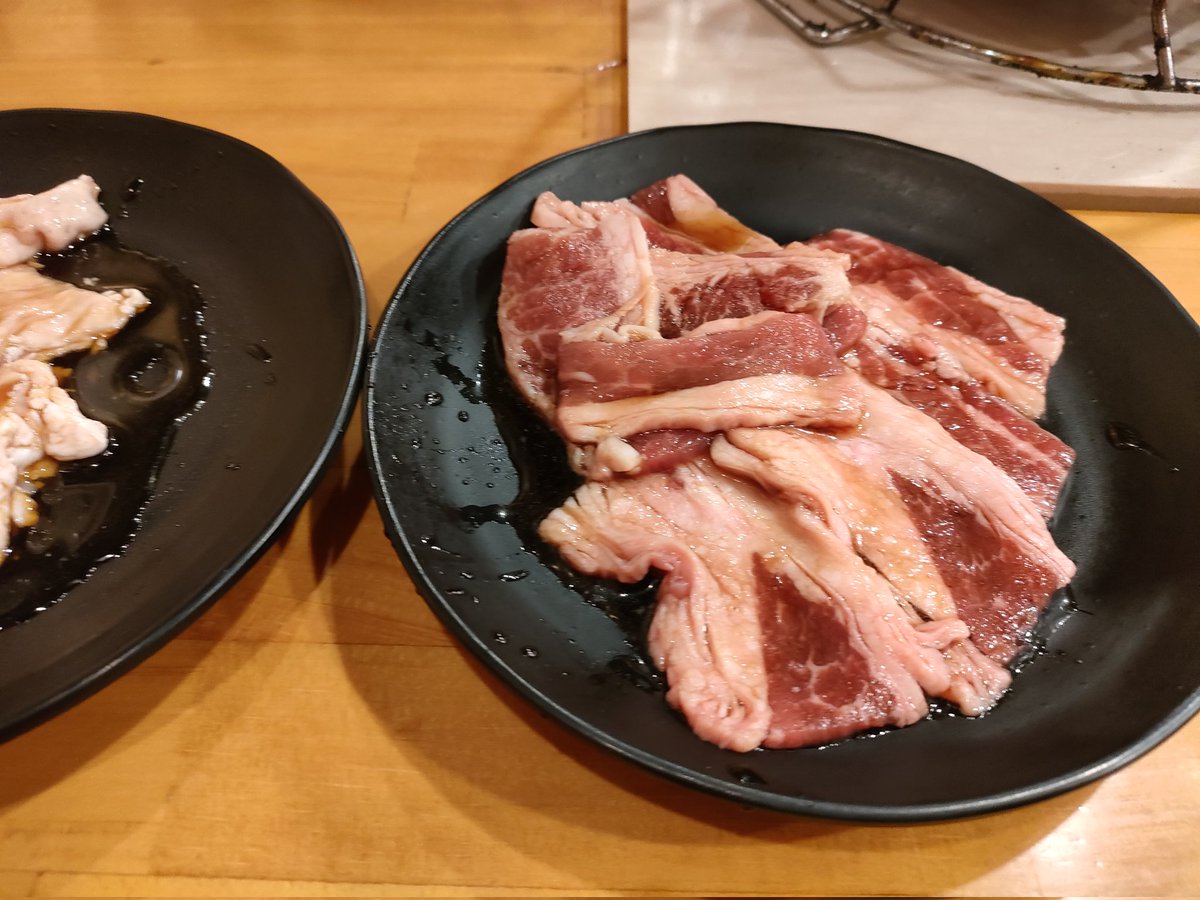 toprankcheck's tweet photo. ホットペッパーグルメの席押さえで使える1,500円分の割引チケットをプレゼント！

チケット使えるおすすめのお店は焼肉 安安。お酒も料理も安いのにちゃんと七輪使用。一人飲みでも全然問題ないのがいいね。

【紹介コード】TmA9jyY9

詳しくはこちらから👇
 https://t.co/s9YaYnlR7p https://t.co/EqI3LGwcwu