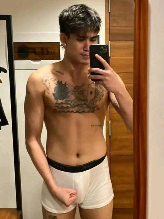 joy to the world tweet media