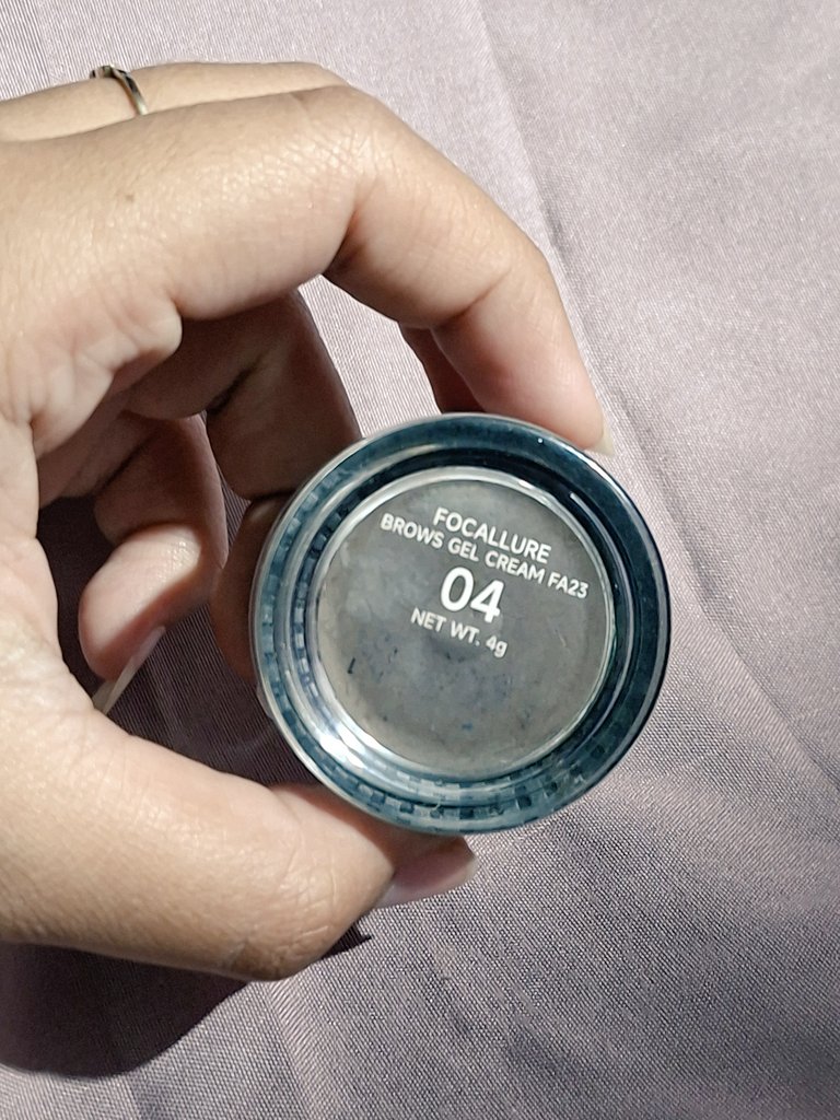 intanyhaaa's tweet photo. nah sekarang geser ke per alisan ini. untuk ngebingkai aku pake eyebrow dari pinkflash shade chocolate brown &amp; isinya aku pake eyebrow cream dari focallure shade 04. di jamin alis kalian jadi cetar membahana 🫰😻
pinkflash https://t.co/70gWhwXGsd
focallure https://t.co/OMJ9ODomow https://t.co/GGcT4baowZ
