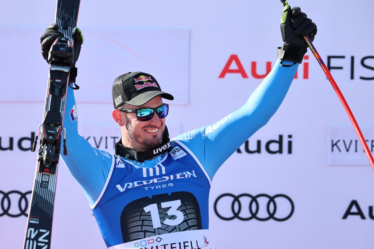 dovesciare's tweet photo. Paris doppietta sulla Olimpiabakken, suo anche il superG https://t.co/SPCOJyUPXy https://t.co/j8MKwCxWsQ