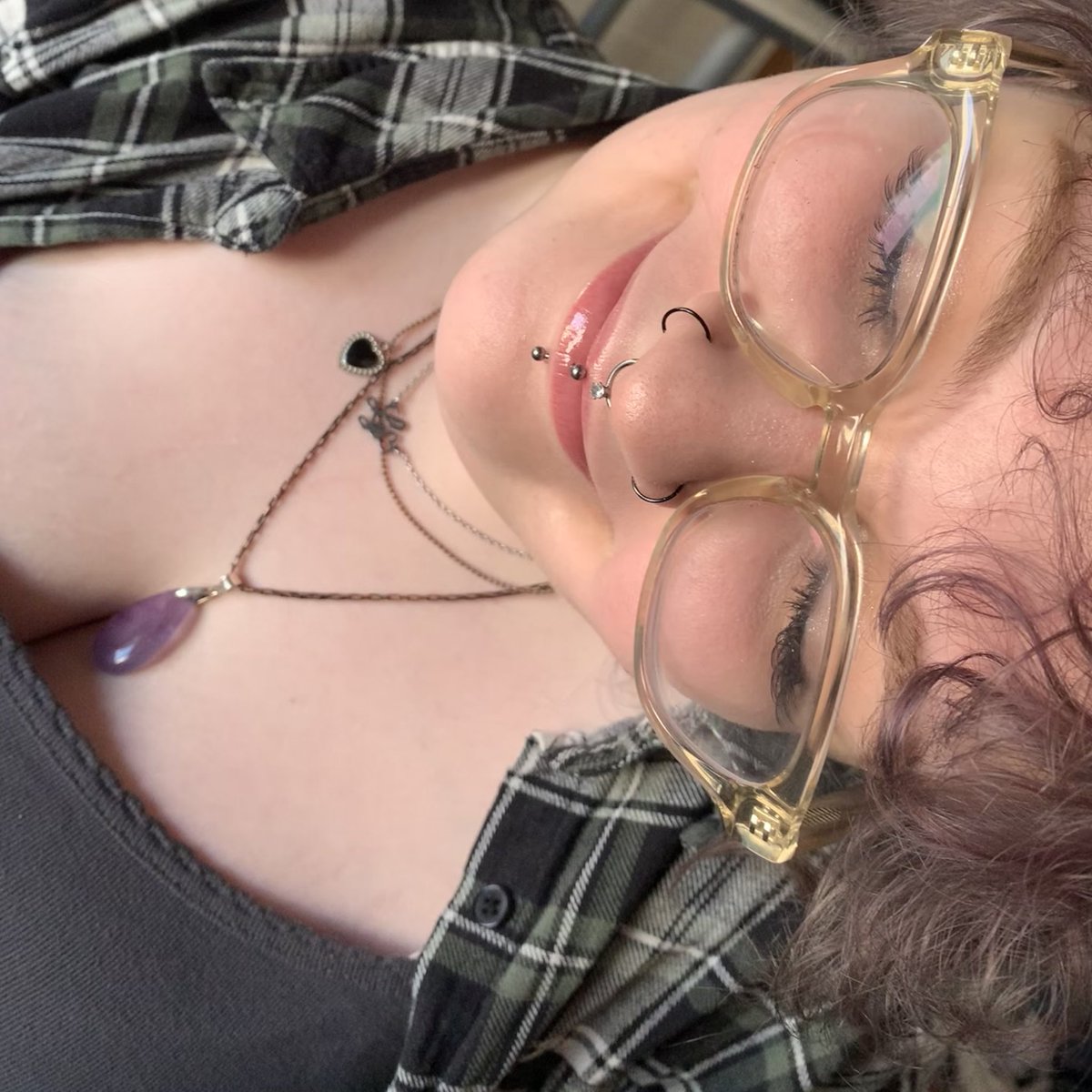 ly (˃ ᵕ ˂) tweet media