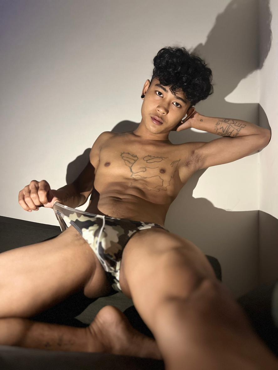 Happy Newyes tweet media