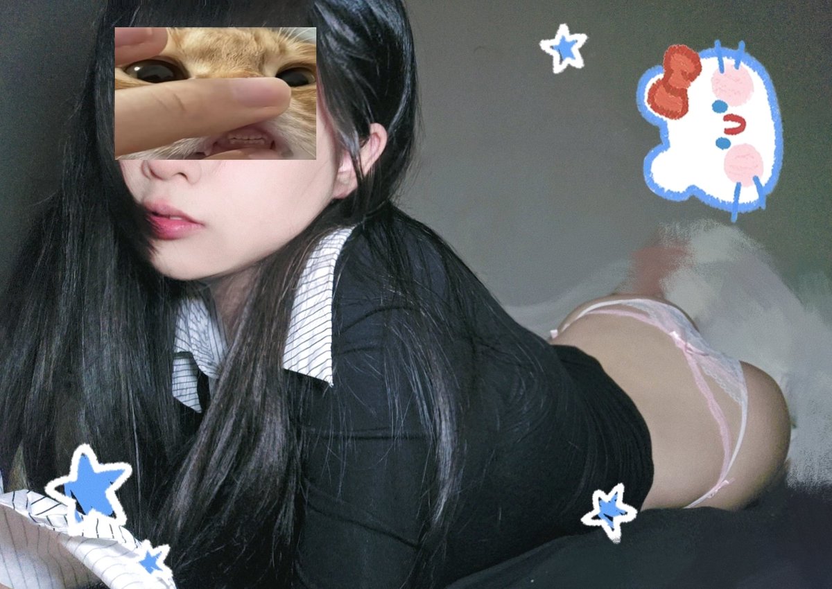雖然不太明顯但今天是穿粉白的胖次(⁠*⁠˘⁠︶⁠˘⁠*⁠)⁠.⁠｡⁠*⁠♡
