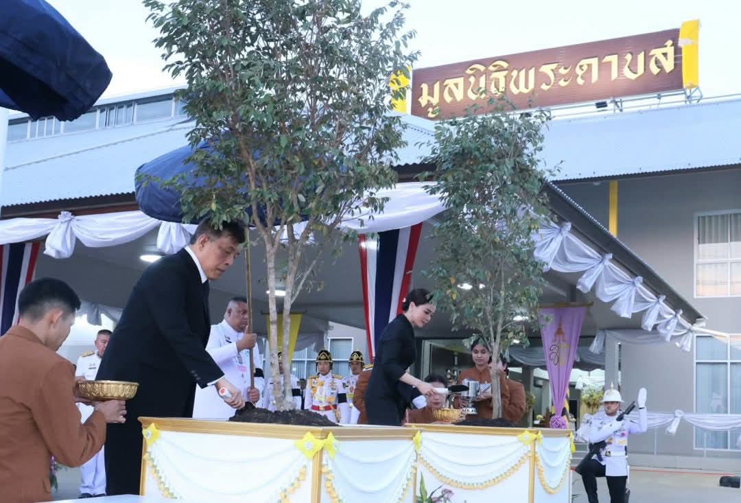 สลิ่มปกป้อง​สถาบัน​🇹🇭👑 tweet media