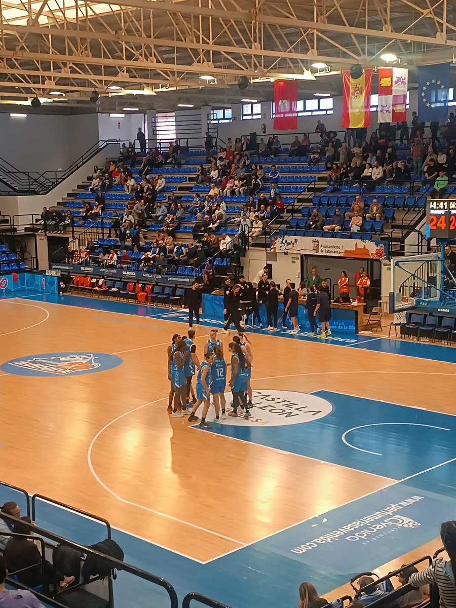 3️⃣6️⃣ días después... 🏀😍

Lo necesitaba 🥹 

Echaba mucho de menos Würzburg-SD y a mi <a href="/CBAvenida/">Perfumerías Avenida</a> 💙