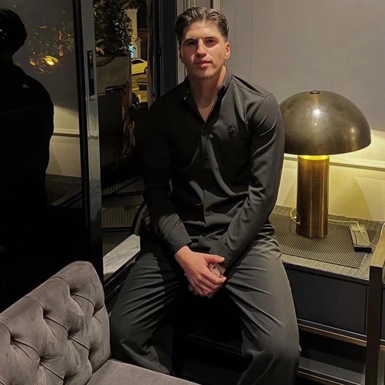 Pusholder tweet media