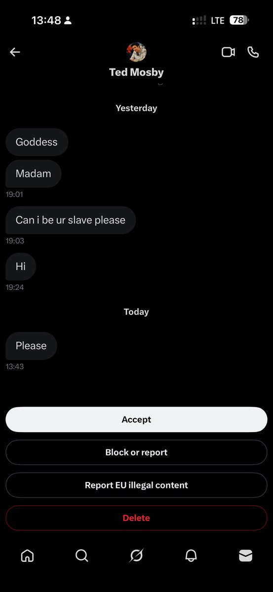 Julie☠️ tweet media