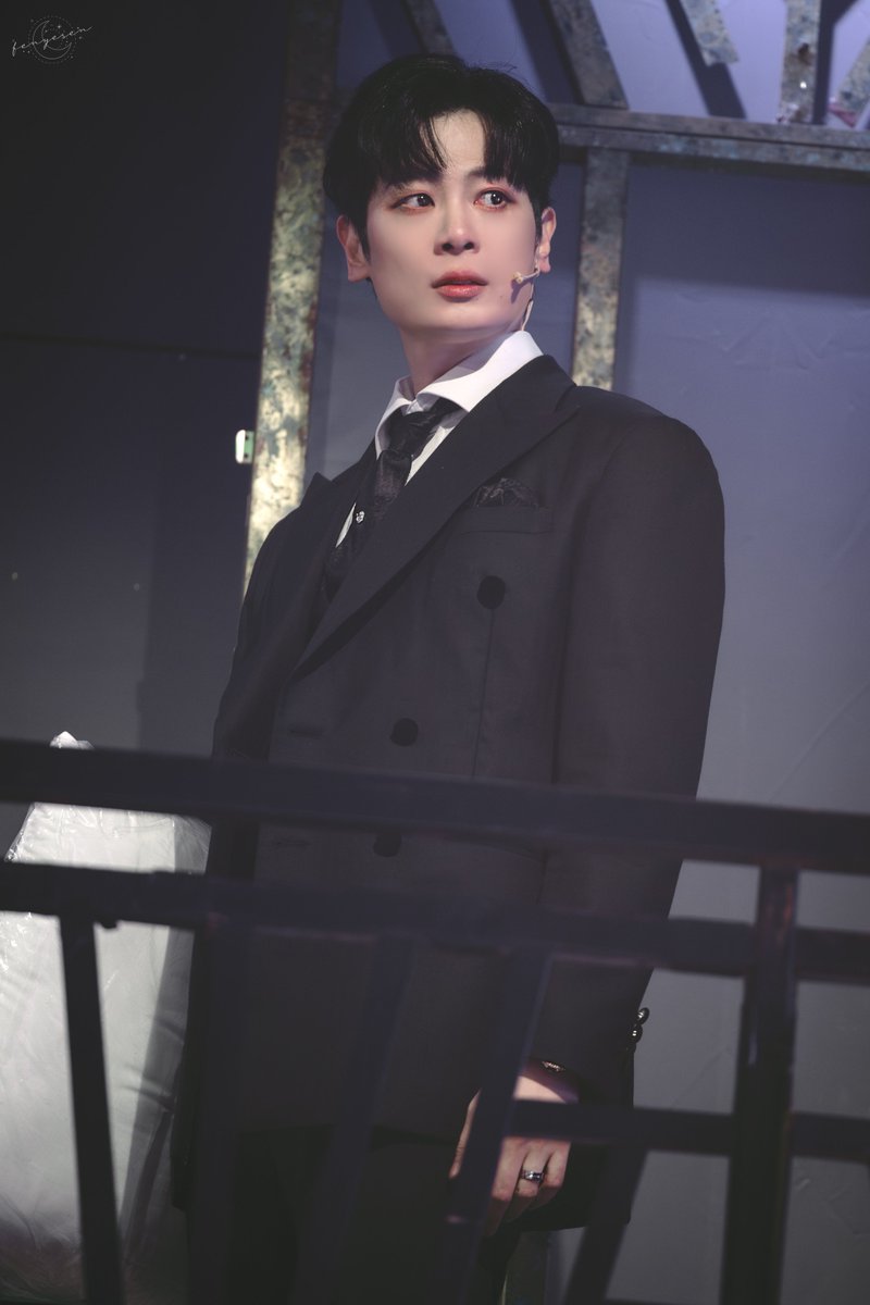 𝐅𝐞𝐧𝐲 tweet media