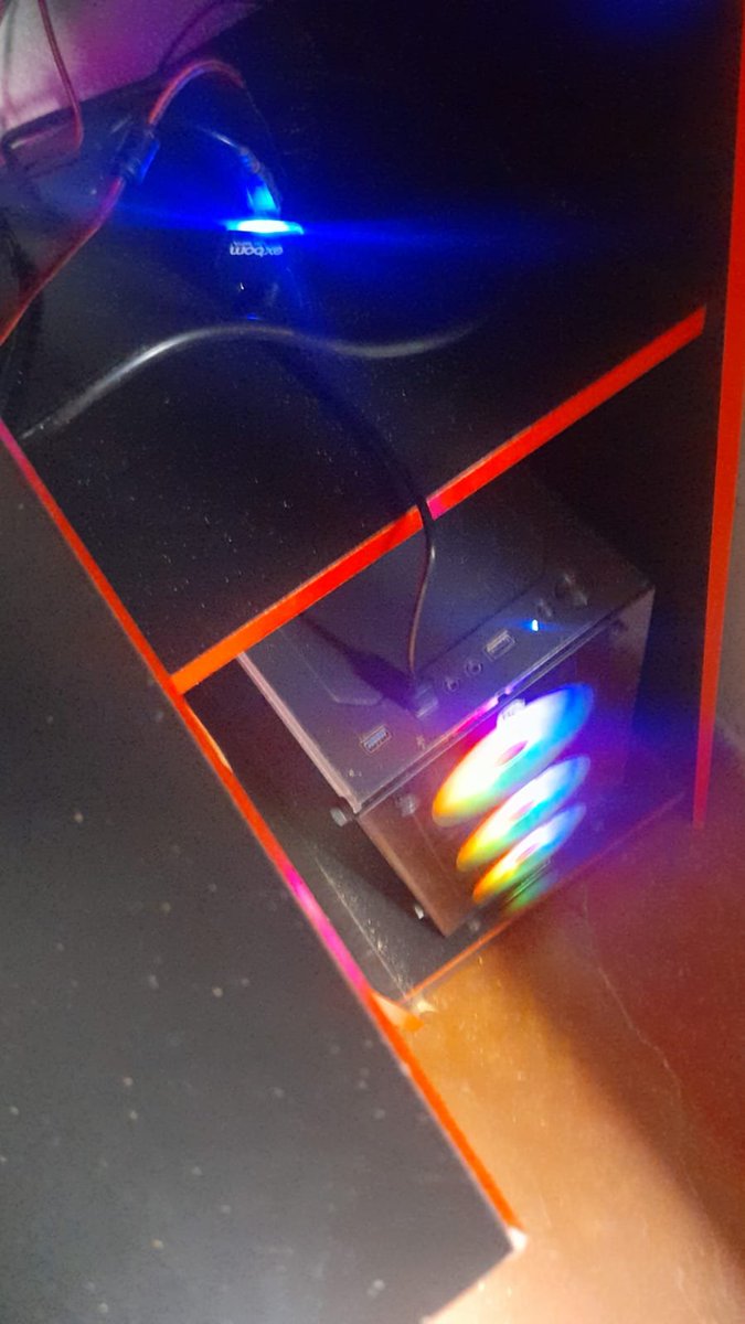 Doppel Ganger (COMMS OPEN) tweet media