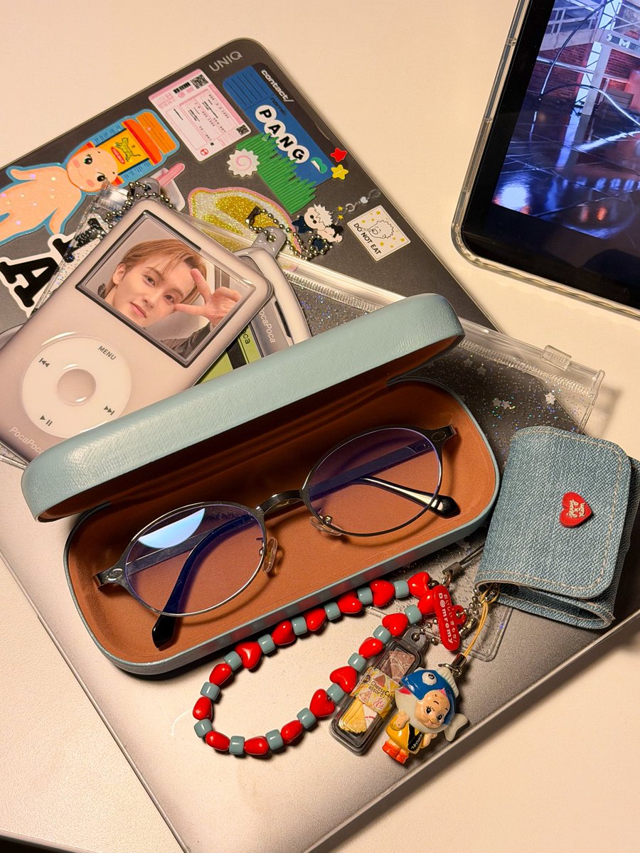 cheesyp🥩 tweet media