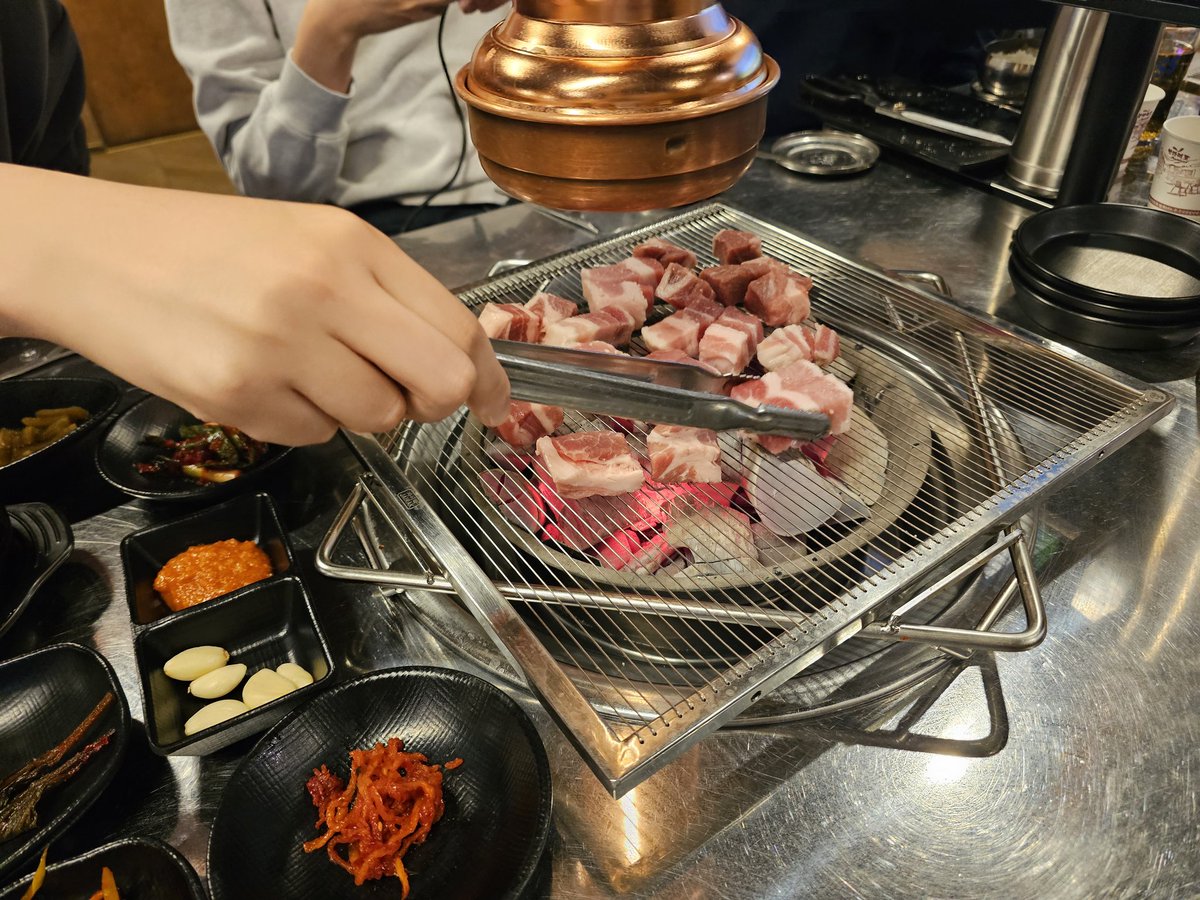 어이성모 tweet media