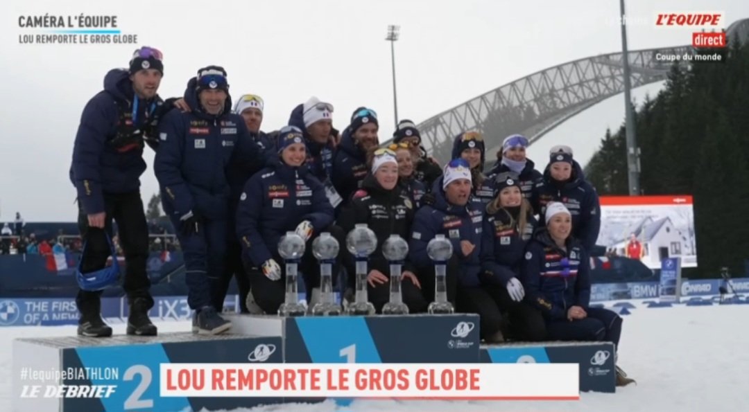 Darkabook tweet media