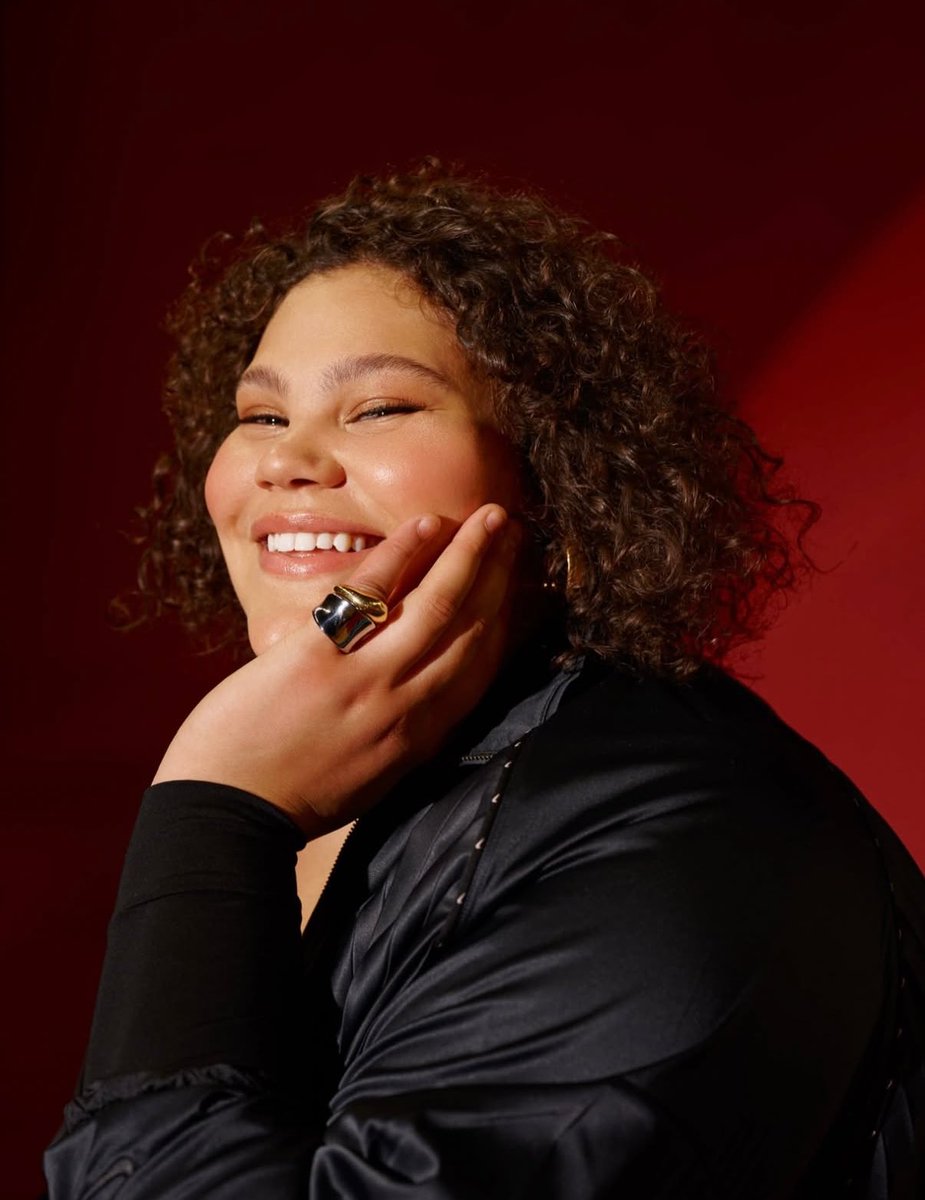 E J 🏀 tweet media