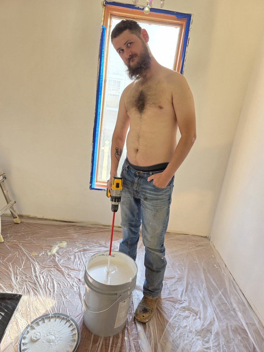 RainbowBuck22 tweet media