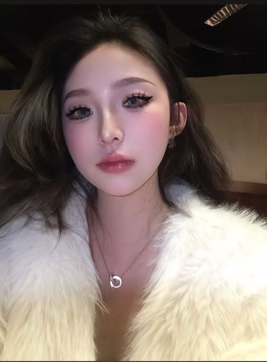 QueenGuider's tweet photo. 玩物水晶熊巡游
3月
24-27广州
28-31深圳
4月
1-3杭州
4-6上海
7-9南京
#水晶熊 #女s #调教 https://t.co/wjoGFGdWR8