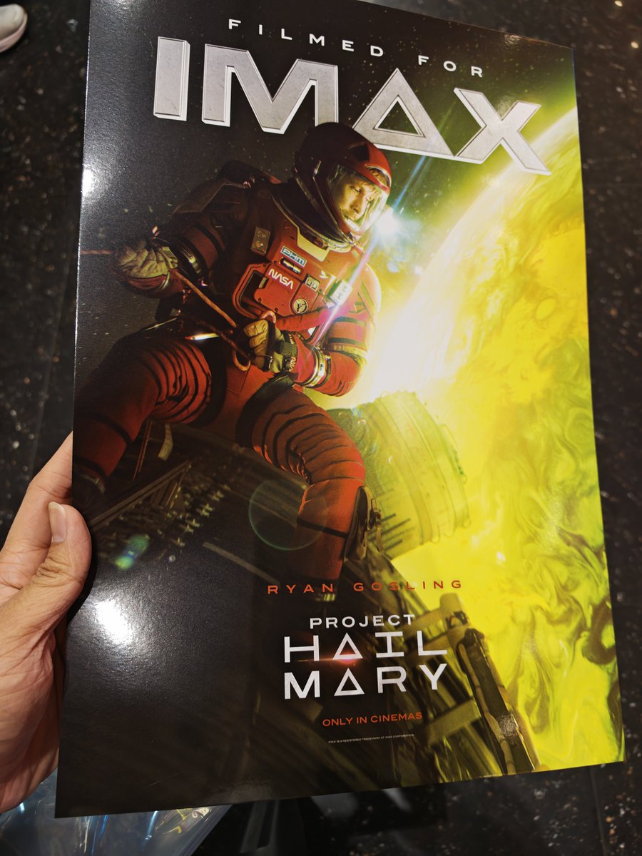 Zeeham340202's tweet photo. Project Hail Mary
​👎👎👎👎👎（GT1.43画幅加一分）
​男主拯救两个星系，拯救二人彼此，拯救自己，做出自己的选择
​总结：是一个披���科幻外衣的讲述男主和rocky情感的软科幻童话 https://t.co/AYIZdAastk
