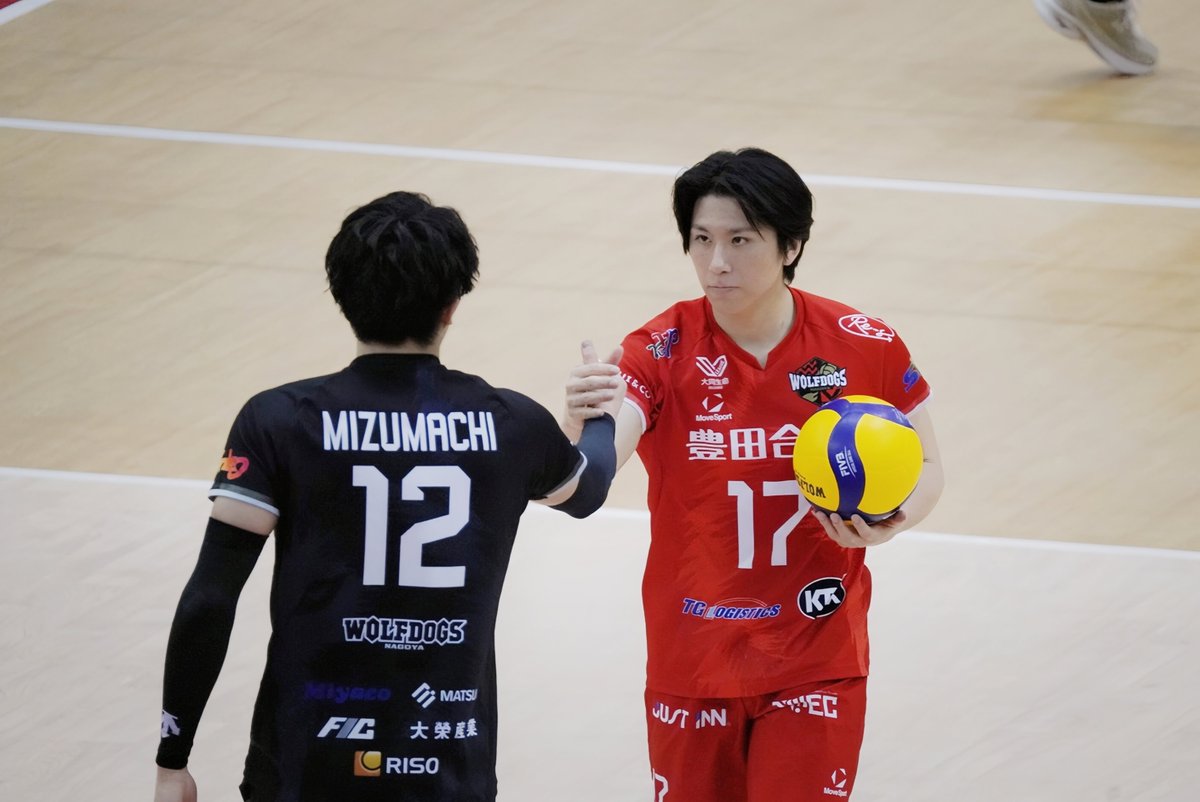 なむる。 tweet media