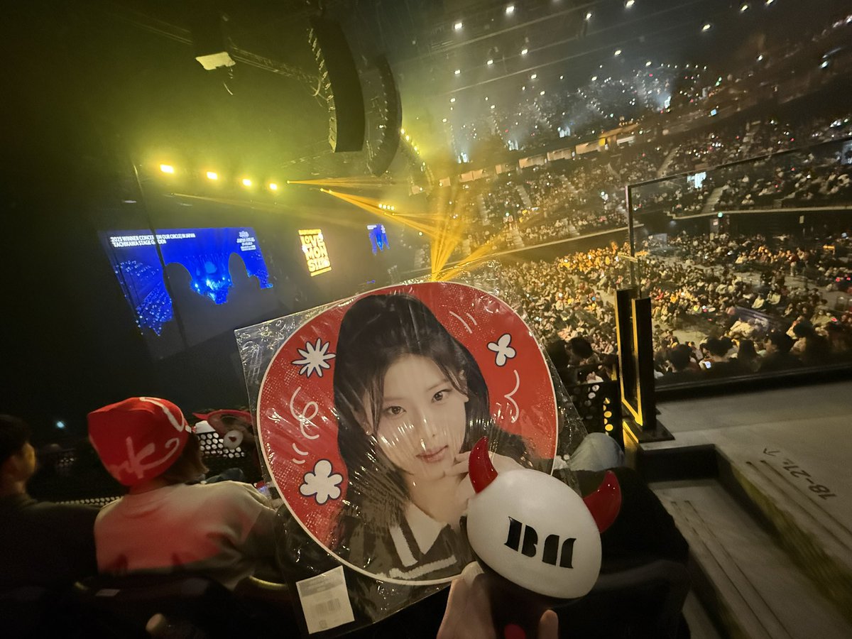 まる🦥 tweet media