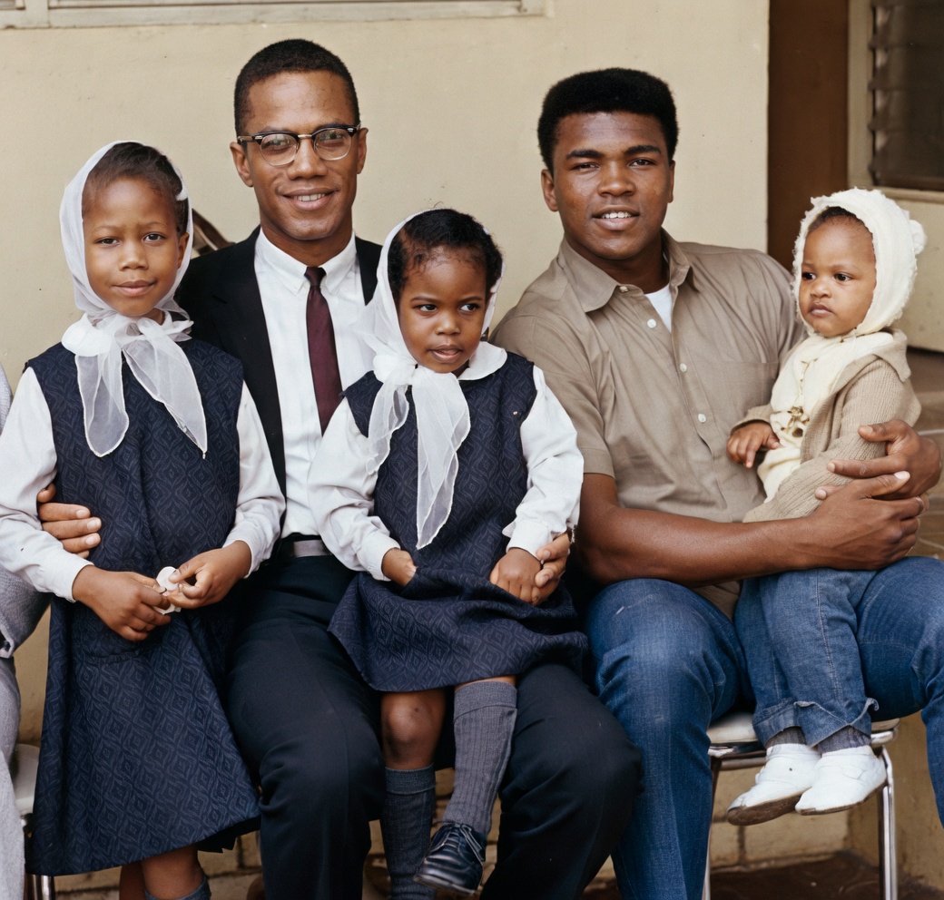 Küfrün kalesi Amerika'da, Malcolm X ve Muhammed Ali gibi mücahitler yetiştiren rabbimize şükürler olsun.