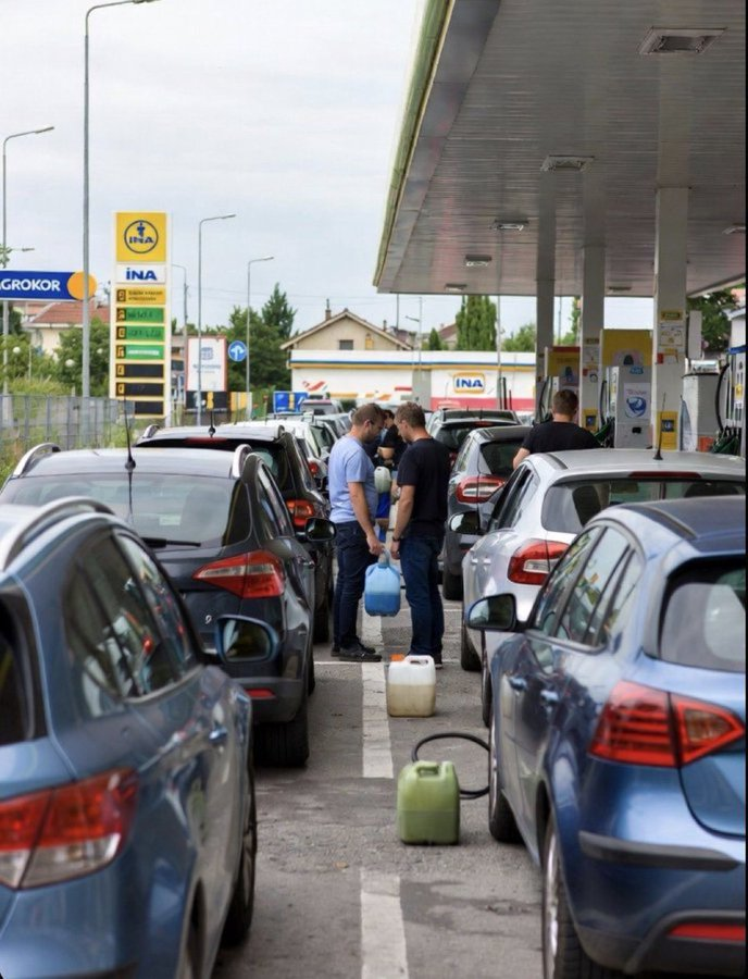 <a href="/BandelliMarko/">MARKO BANDELLI</a> Hrvaška - zagrenjenec