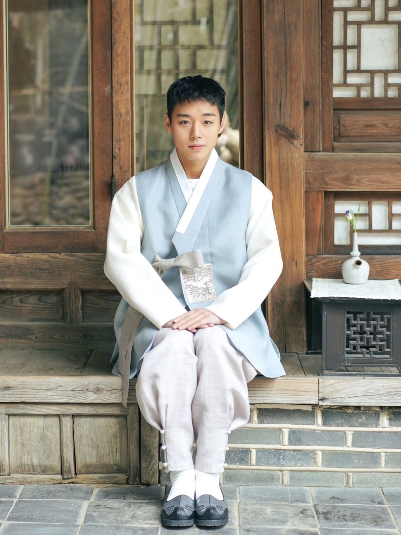 USE ' HEY / ✉️ ' - ENGLISH ONLY tweet media