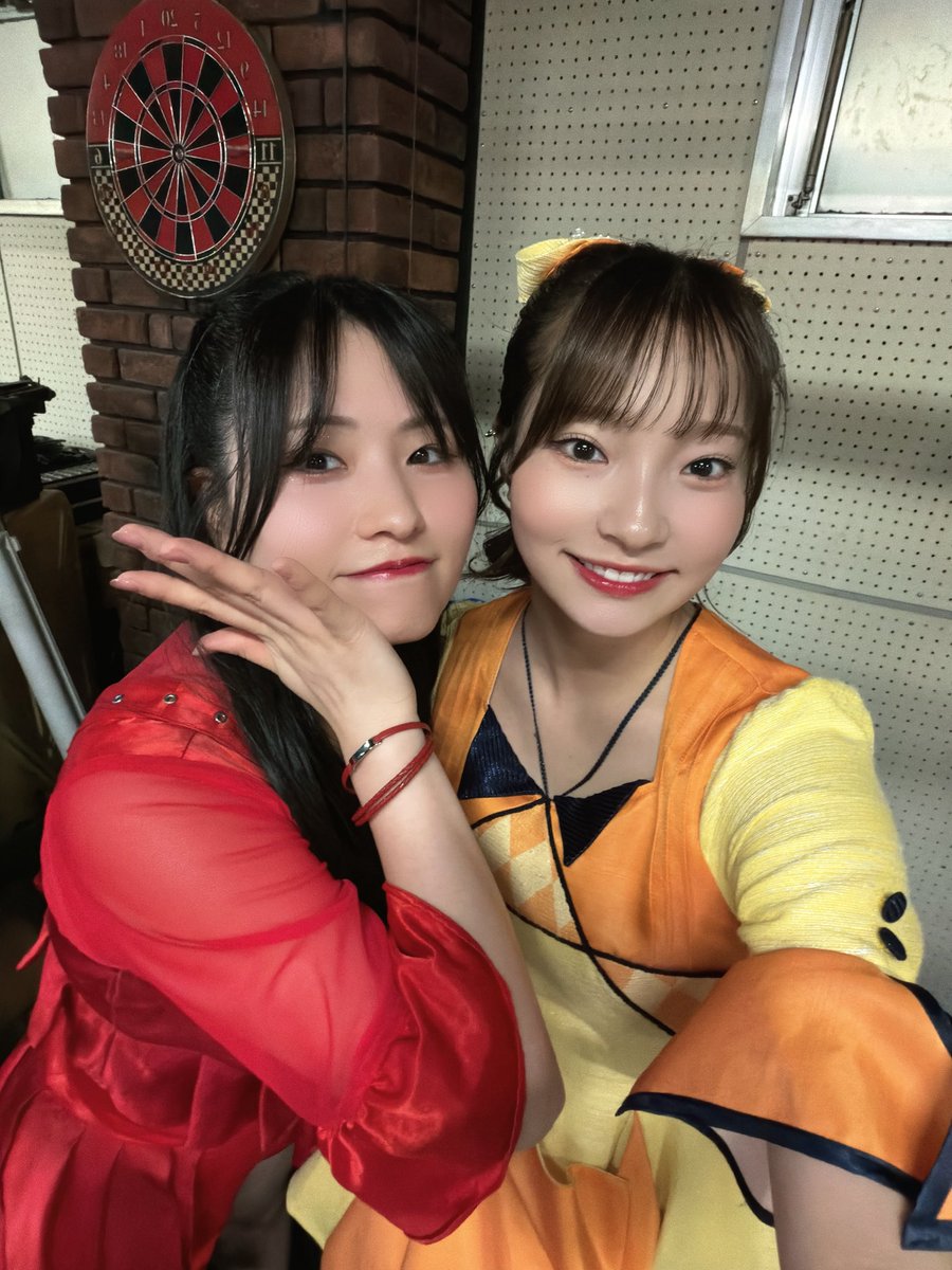 里仲菜月 tweet media