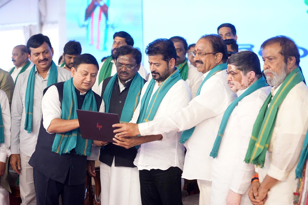 Revanth Reddy tweet media