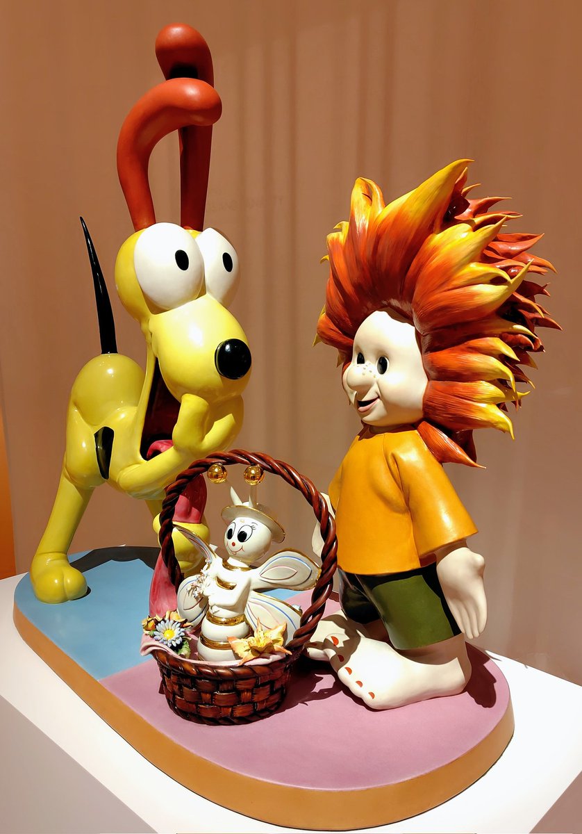 kuro959595's tweet photo. 今日行った大阪　心斎橋
ESPACE LOUIS VUITTON
アメリカの現代美術家
JEFF KOONS　エキジビション
「PAINTING AND BANALITY」②
#JEFFKOONS https://t.co/VAfb1TbSwX
