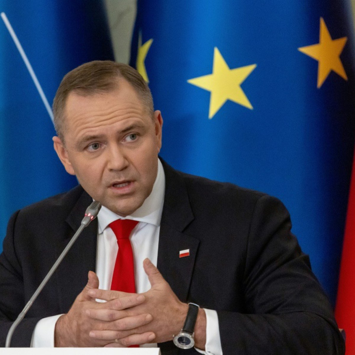 🚨Urgent

The President of Poland spoke two words for the history books:

He said that America demands democracy but doesn't practice it itself. They talk about animal rights, yet there are children who don't know if they will live to see another day.

We have investments in