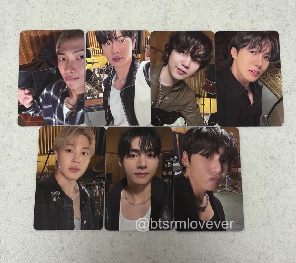 MİNİ ÇEKİLİŞ!!
☆Arirang rooted music vers.  Bir üyenin pc+ serit   hediye edicem
•Stream ss + rt atmanız yeterli 
•dinleme geçmişi de olur