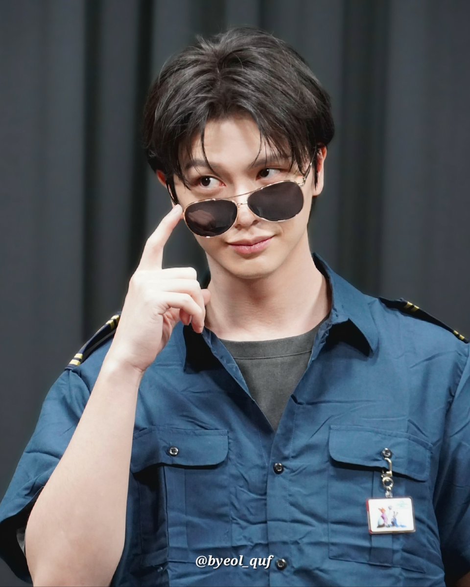 260322 프롬 시그 대면팬싸

良きテム時間でした🫶

<a href="/BTOB_6SJ/">육성재</a> #비투비 #육성재