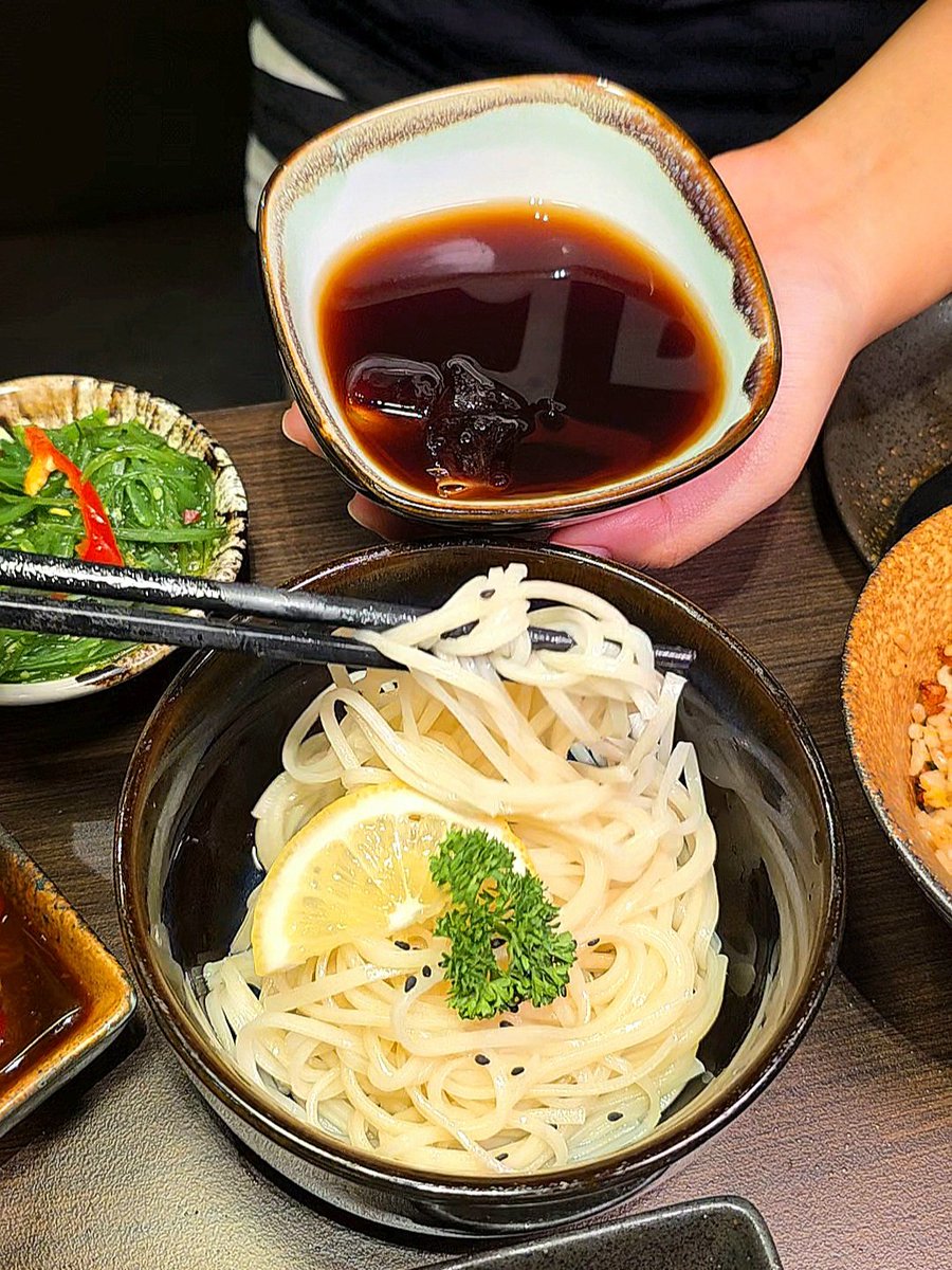 เห็นมันถูกดี tweet media