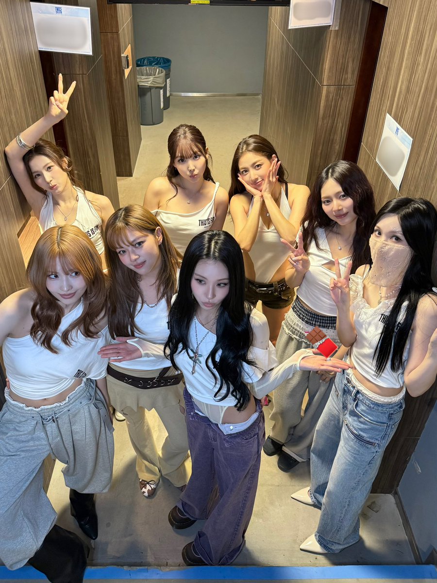 TWICE <THIS IS FOR> WORLD TOUR IN TAIPEI - Day 3

Taipei ONCE, this stop meant so much to us 💞
We’re taking a piece of this with us wherever we go 🥹🍫

#TWICE #트와이스 #THISISFOR
#TWICE_THISISFOR_WORLD_TOUR
#TWICE_THISISFOR_WORLD_TOUR_IN_TAIPEI