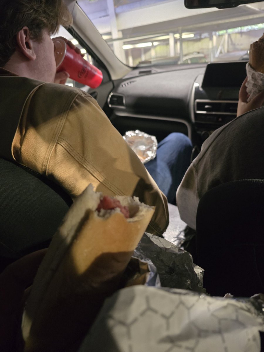 Sharts&Crafts tweet media